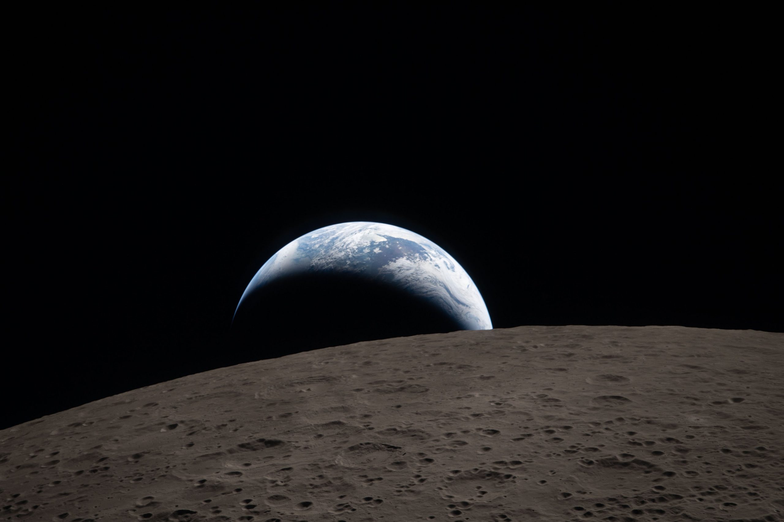 earthrise.jpeg