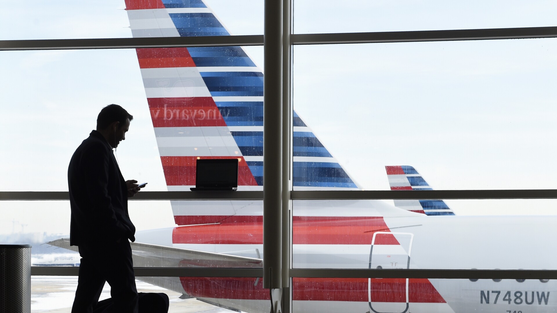 American Airlines Boarding Tech