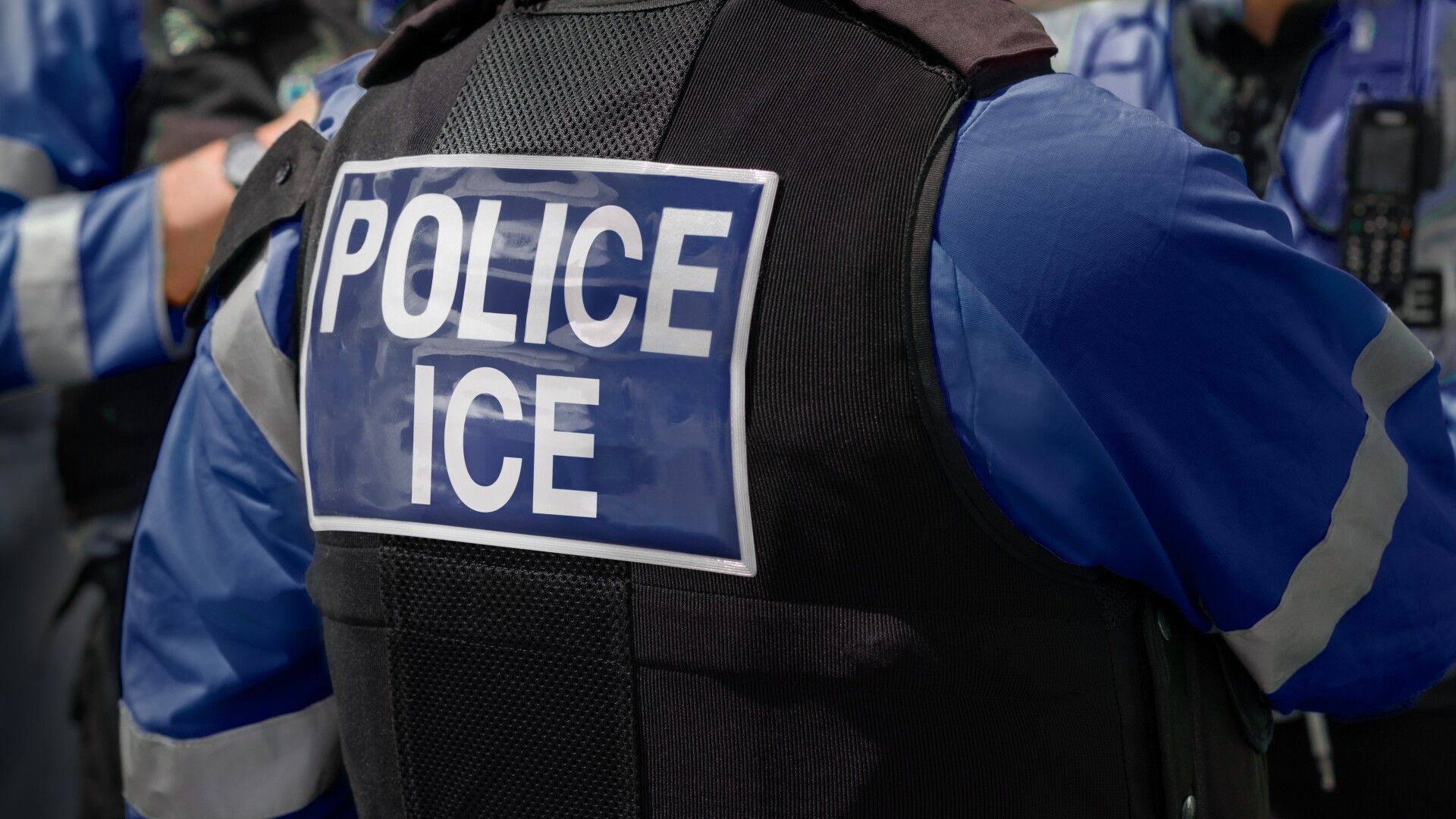 Ice,Police,Agent,-,Officer,Of,Immigration,And,Customs,Enforcement.