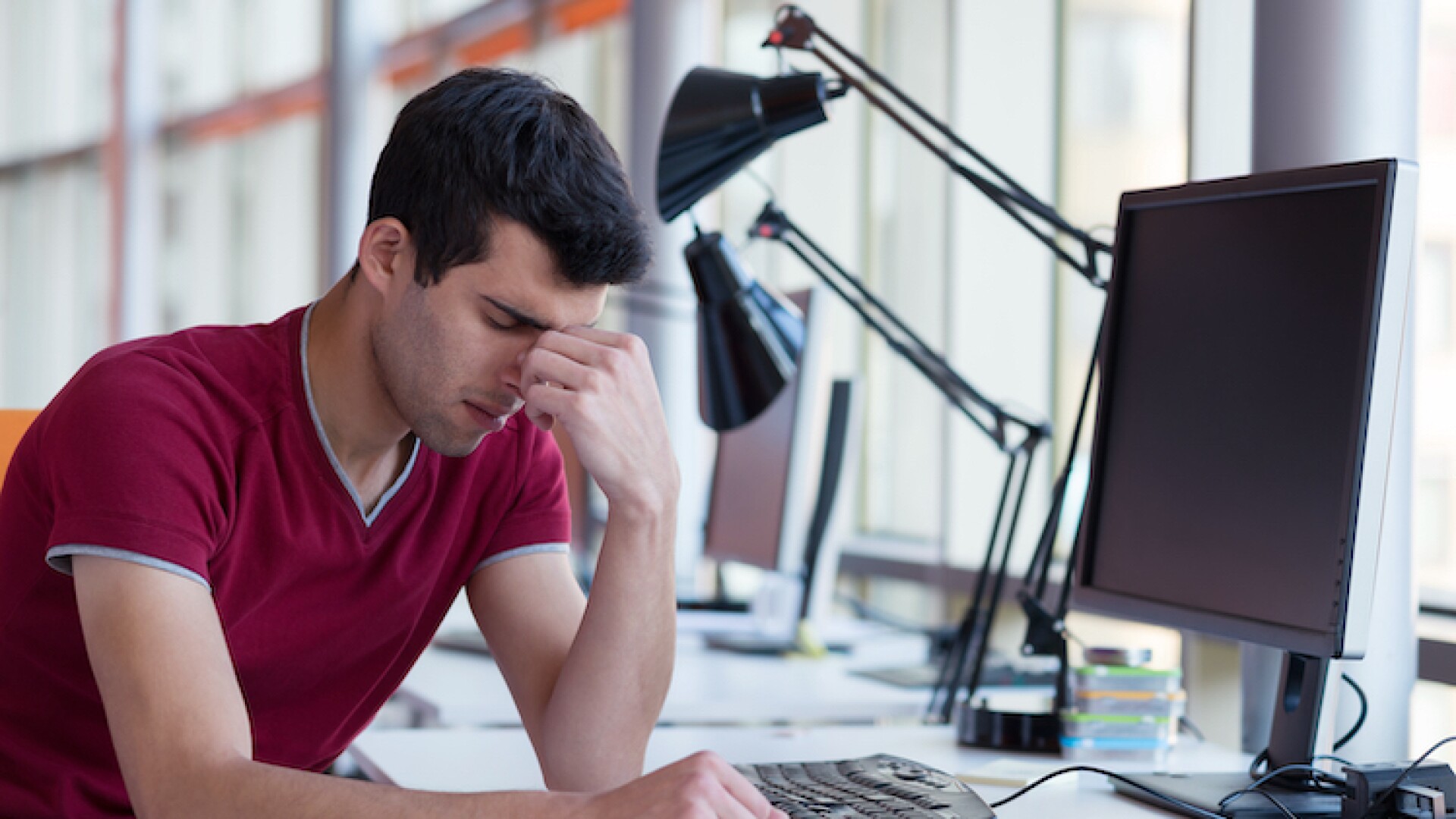 frustrated young business man